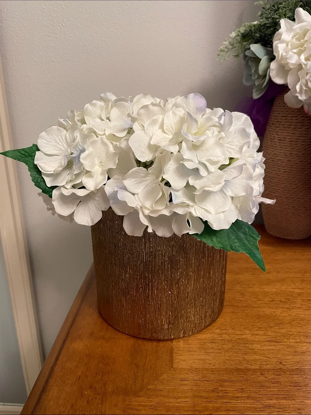 Elegant Faux Artificial White Hydrangeas Arrangement with Gold Color Pot Vase